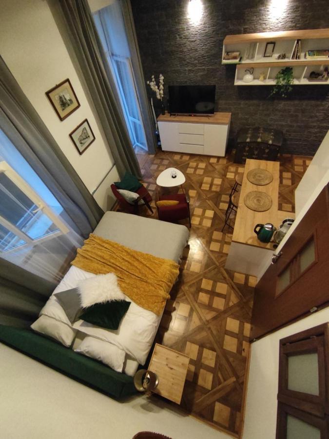 Apartament Lapacz Snow Przemyśl Buitenkant foto